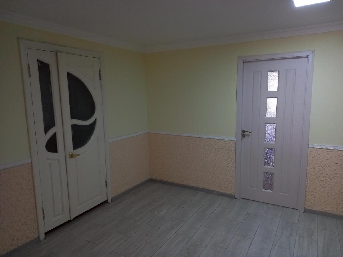 Bed and Breakfast H.A.S.K Ґюмрі Екстер'єр фото