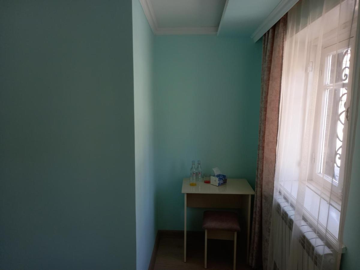 Bed and Breakfast H.A.S.K Ґюмрі Екстер'єр фото
