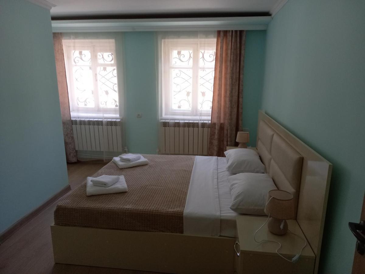 Bed and Breakfast H.A.S.K Ґюмрі Екстер'єр фото